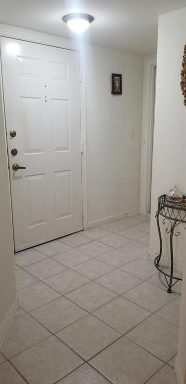 GRAND VIEW AT CRESTWOOD CONDO - Residential