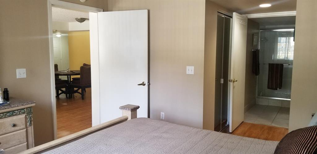 GRAND VIEW AT CRESTWOOD CONDO - Residential