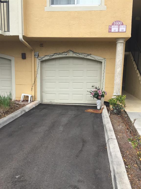 GRAND VIEW AT CRESTWOOD CONDO - Residential