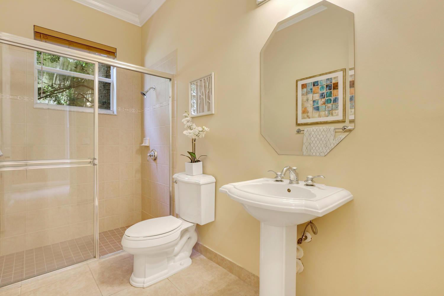 VALENCIA AT ABACOA - Residential Lease