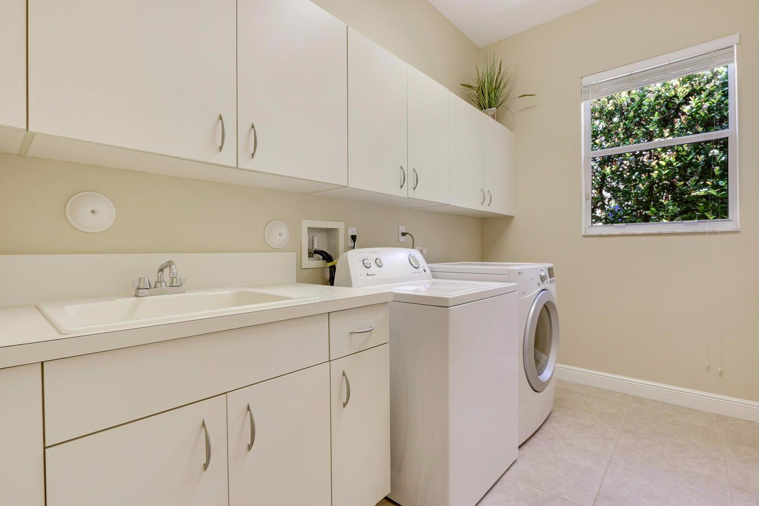 VALENCIA AT ABACOA - Residential Lease