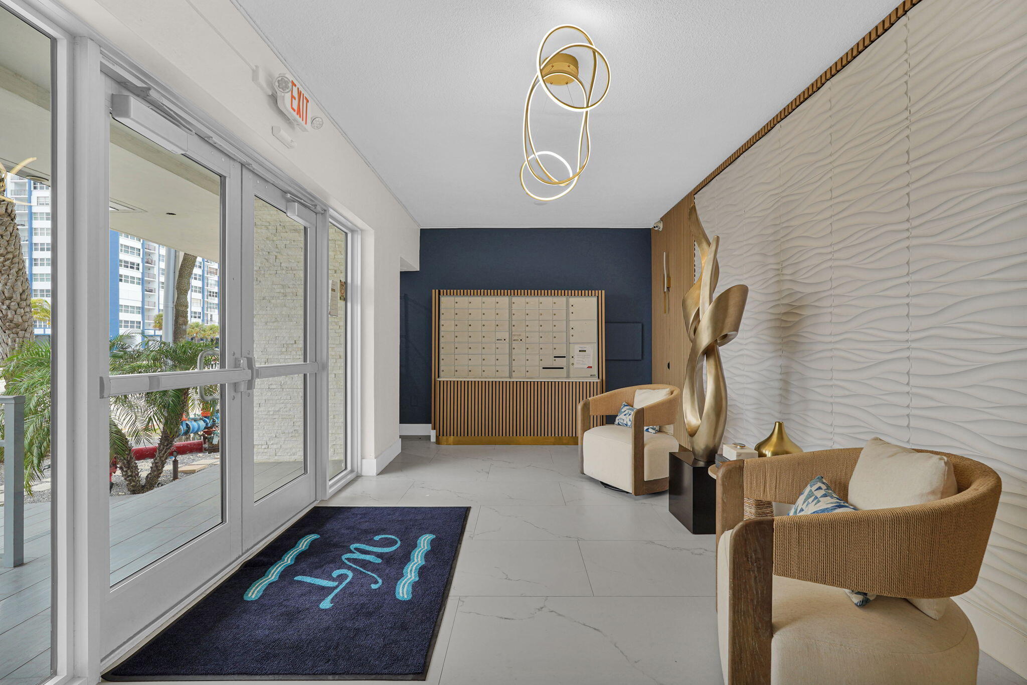 WELLINGTON TOWERS CONDO - Residential