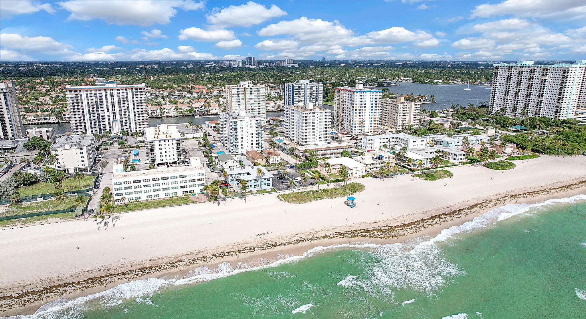 WELLINGTON TOWERS CONDO - Residential