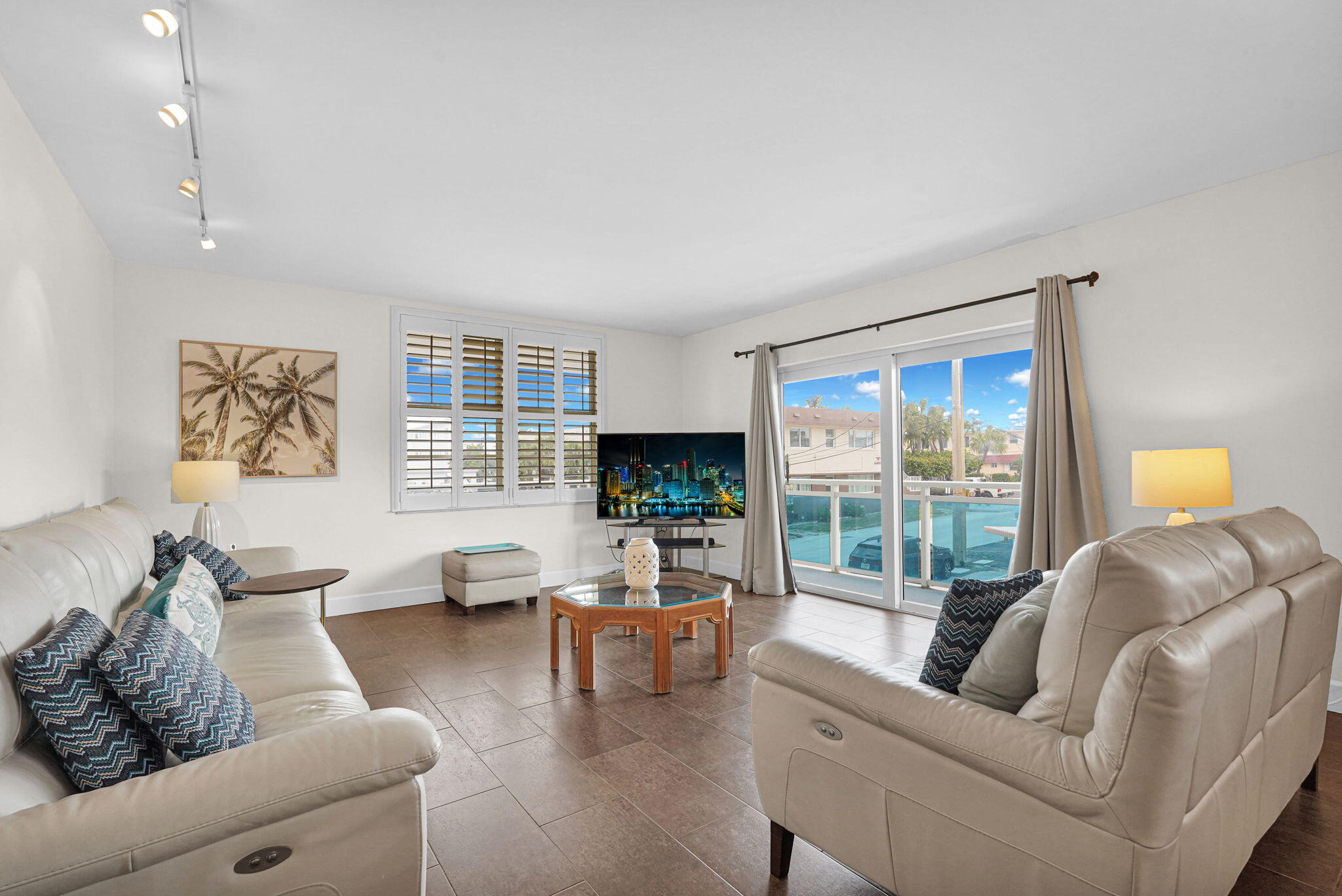 1701 S Ocean Drive 203