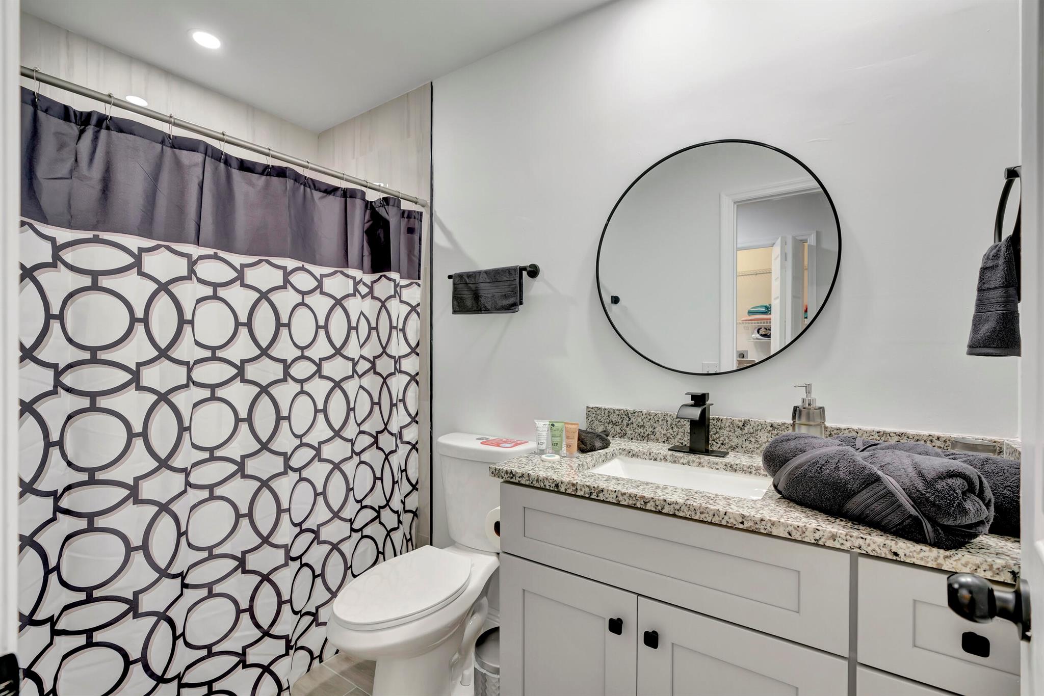 PORT ST LUCIE SECTIO - Residential Lease
