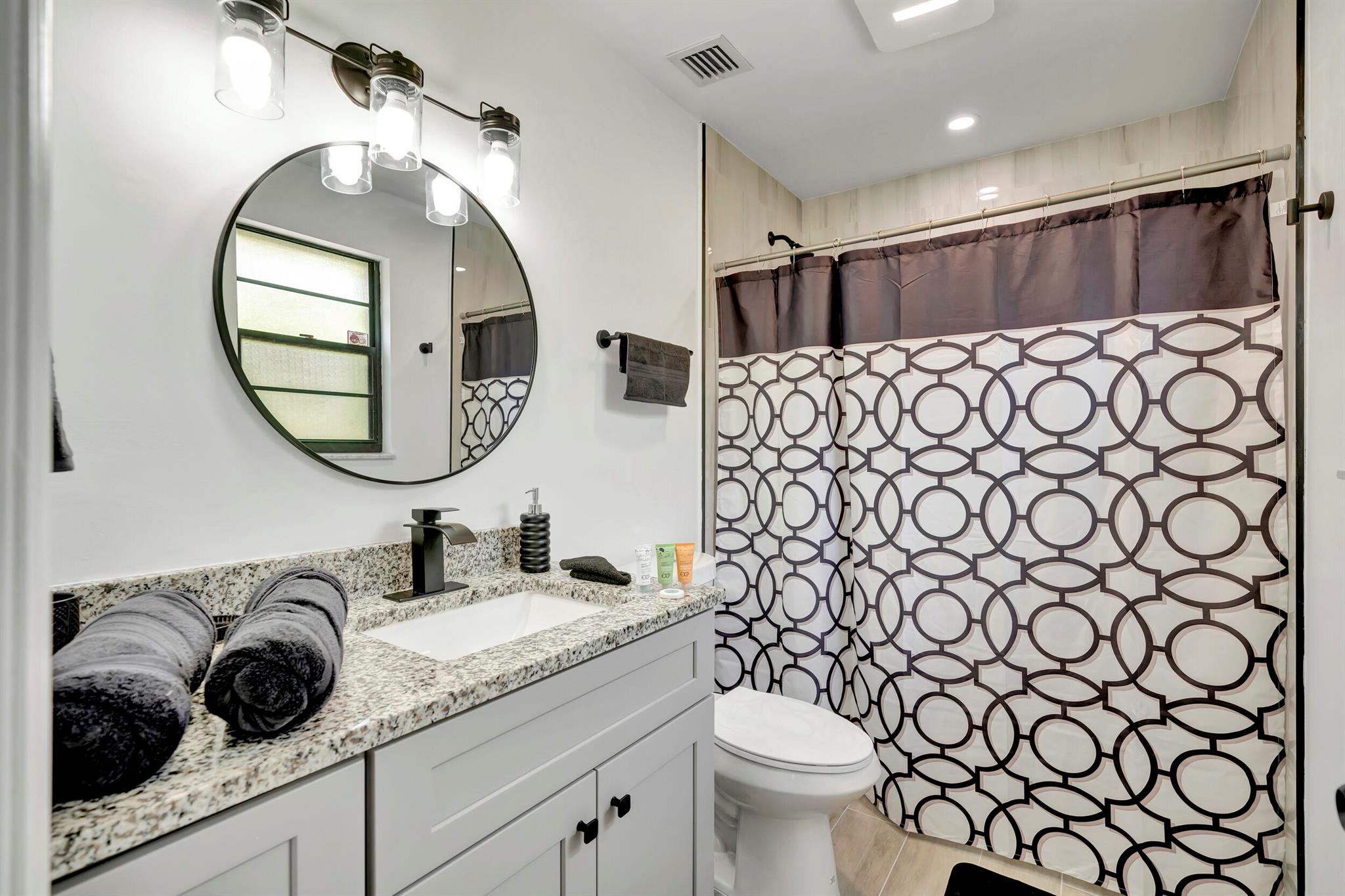 PORT ST LUCIE SECTIO - Residential Lease