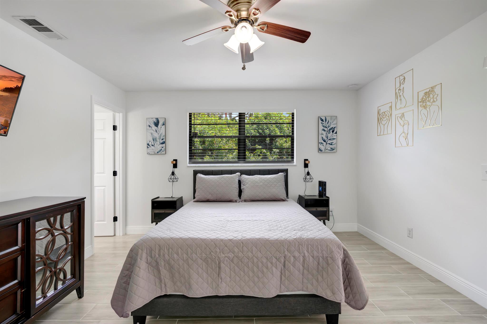 PORT ST LUCIE SECTIO - Residential Lease