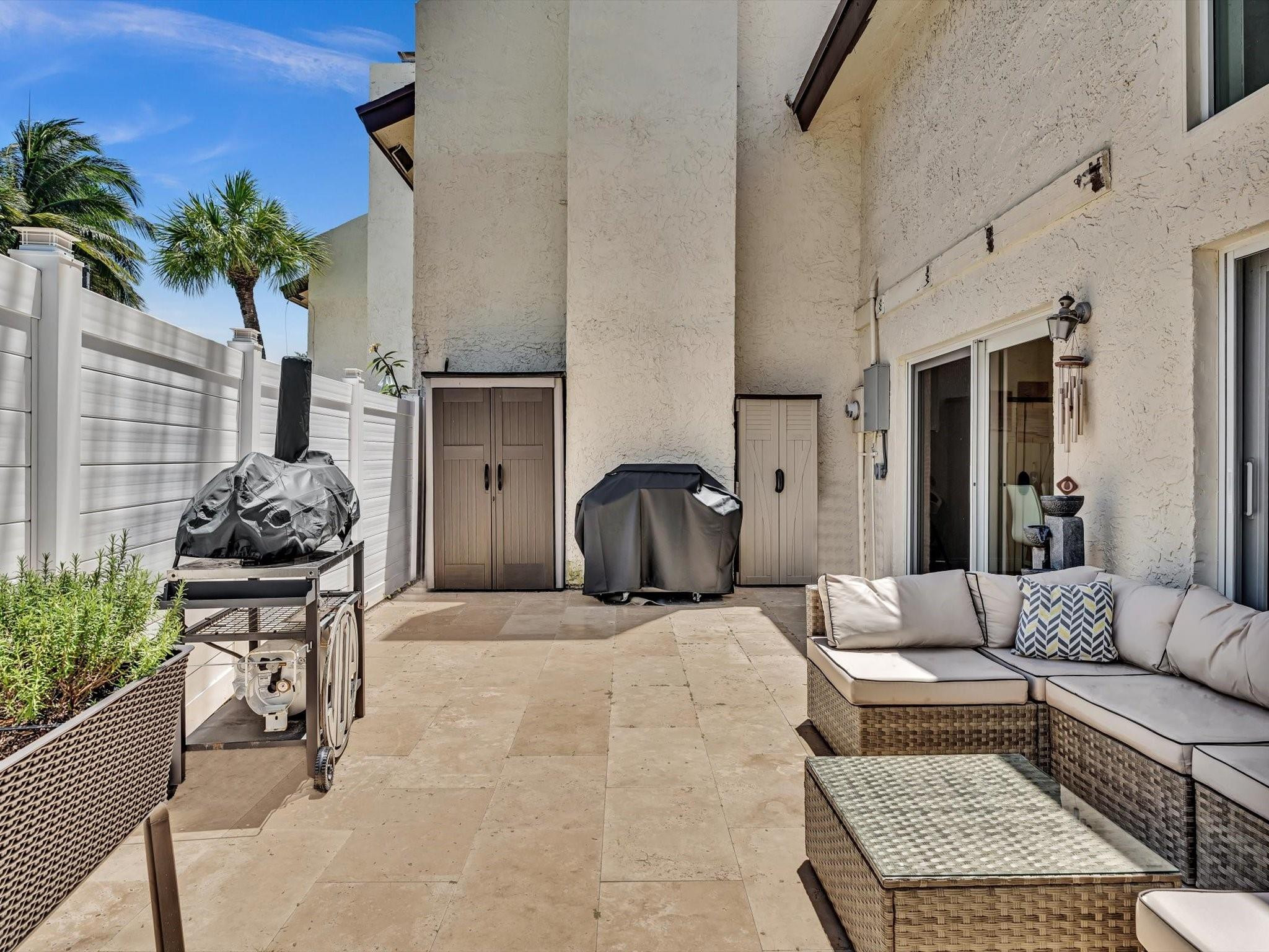 OAKLAND PARK SECOND ADD - Residential