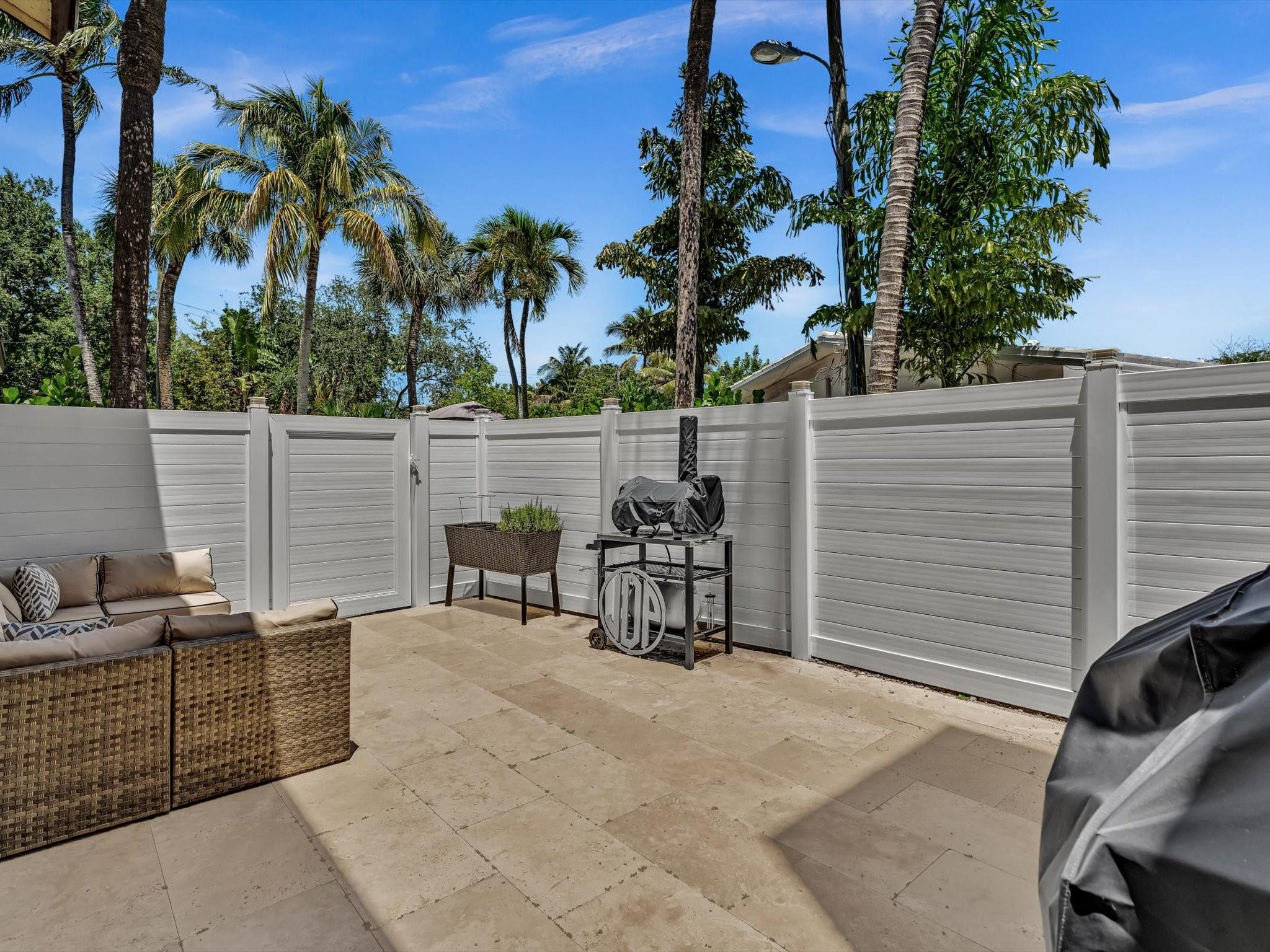 OAKLAND PARK SECOND ADD - Residential