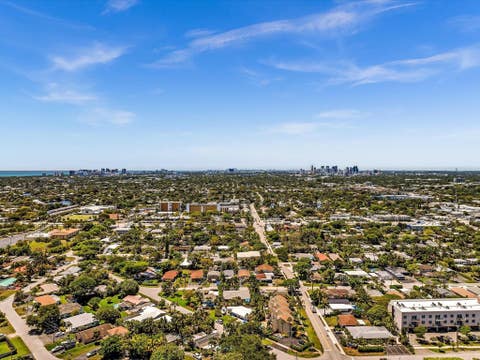 Tiny photo for 3432 NE 16th Avenue, Oakland Park, FL 33334 (MLS # B26020955)