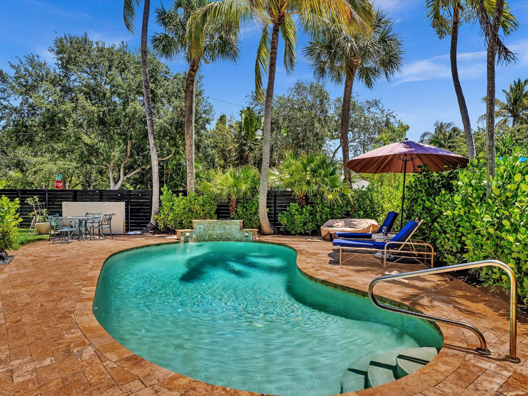 OAKLAND PARK SECOND ADD - Residential