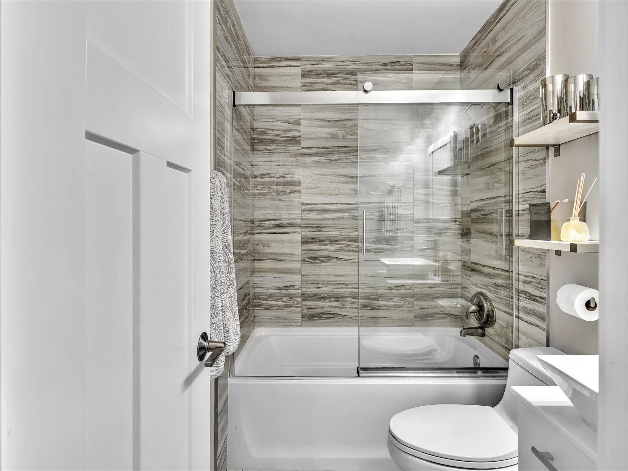 OAKLAND PARK SECOND ADD - Residential