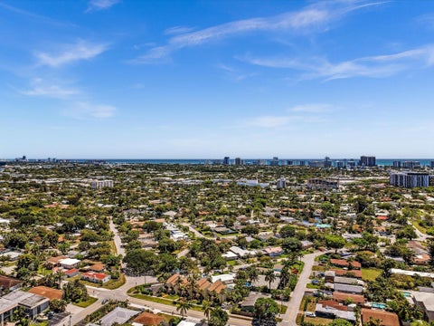 Tiny photo for 3432 NE 16th Avenue, Oakland Park, FL 33334 (MLS # B26020955)