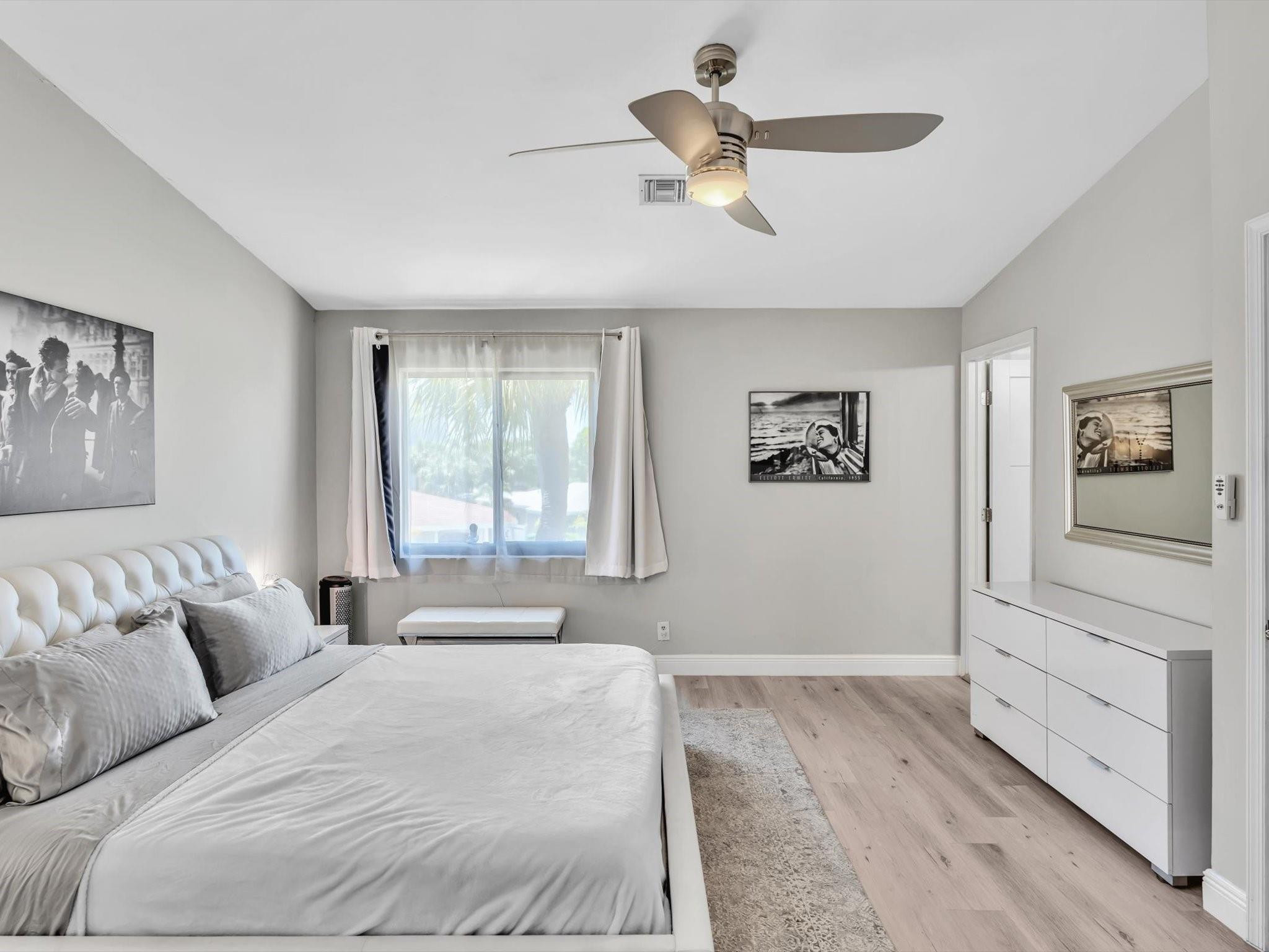 OAKLAND PARK SECOND ADD - Residential