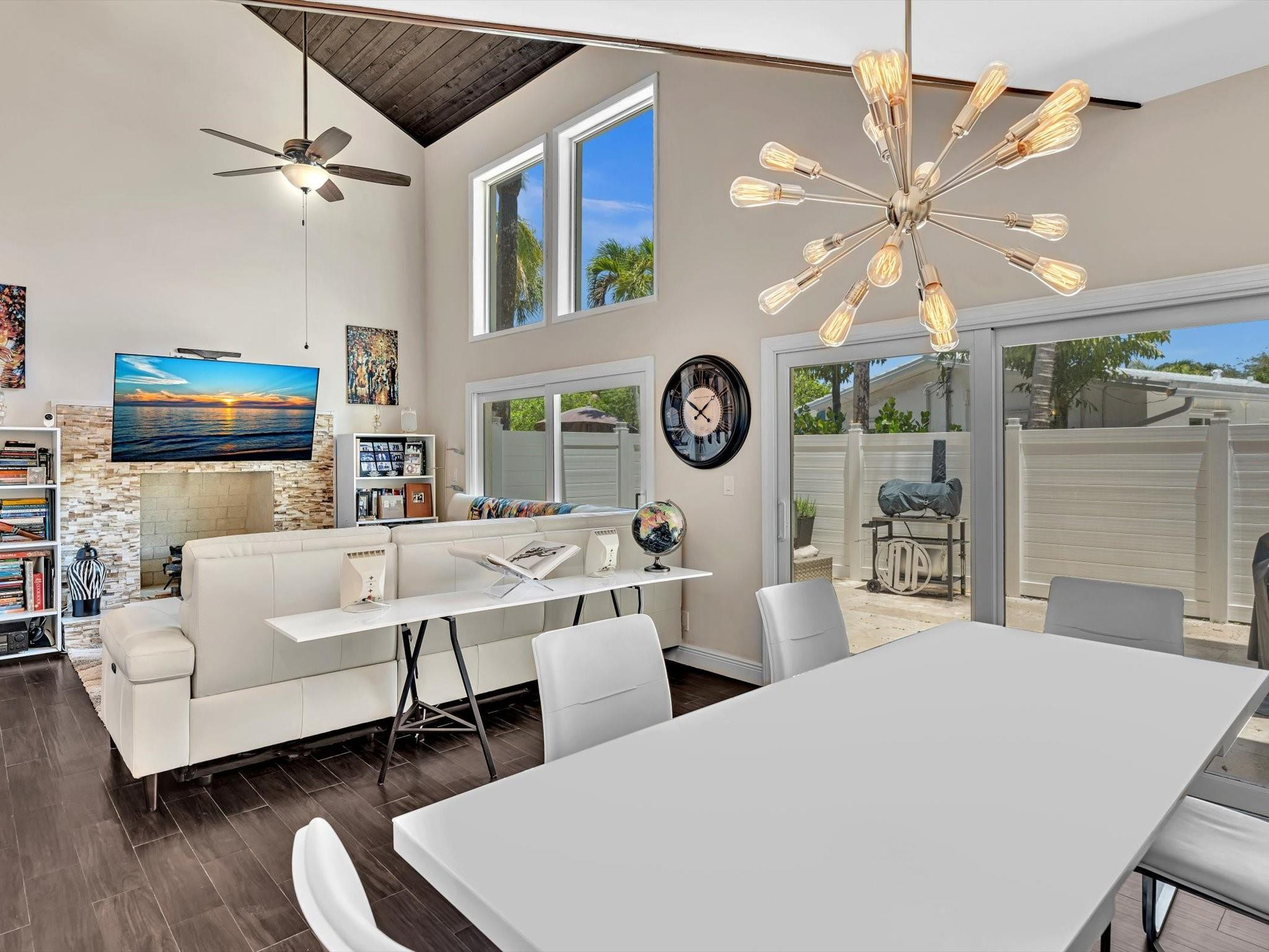 OAKLAND PARK SECOND ADD - Residential