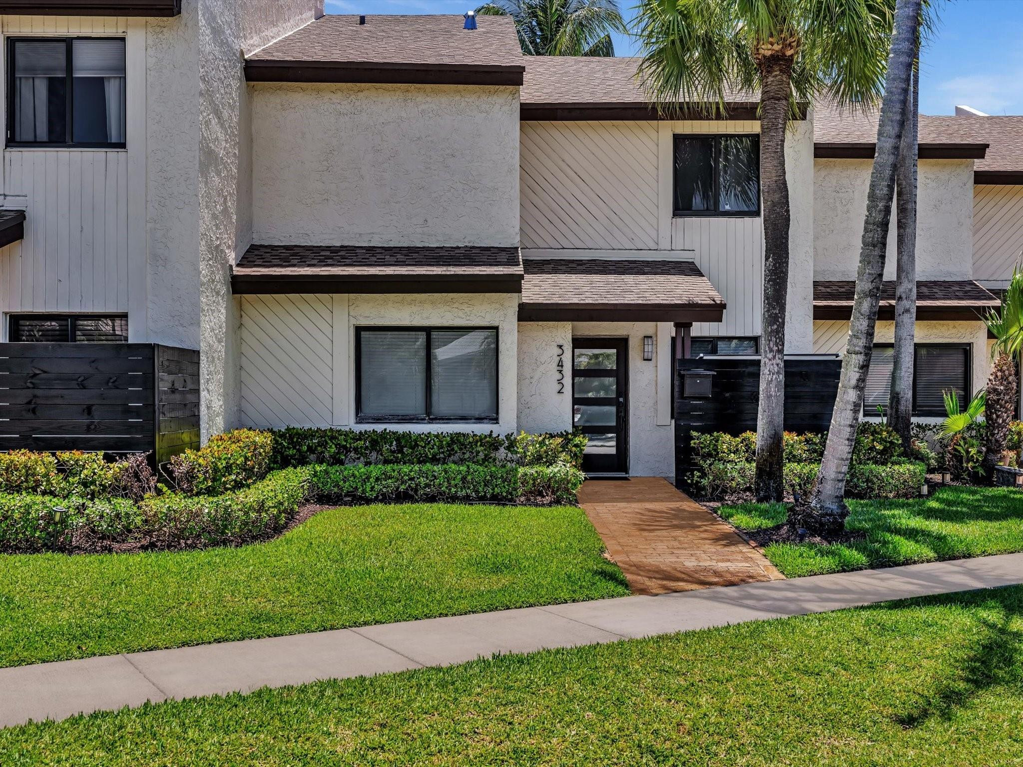 OAKLAND PARK SECOND ADD - Residential