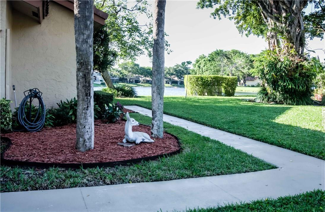 The Lakes - Residential