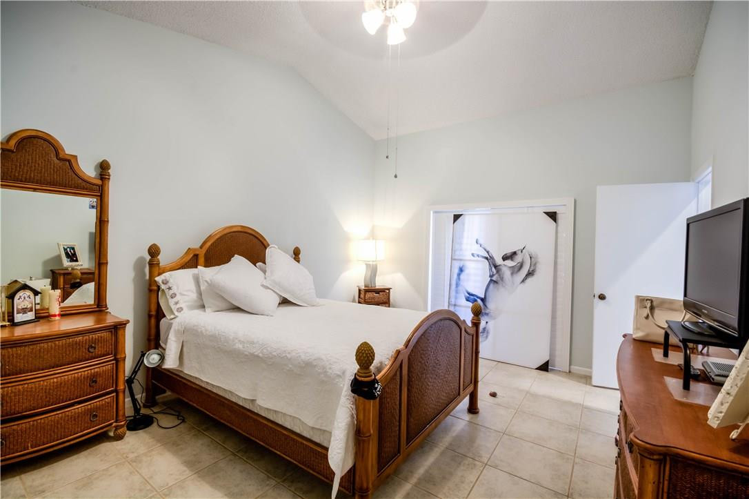 The Lakes - Residential