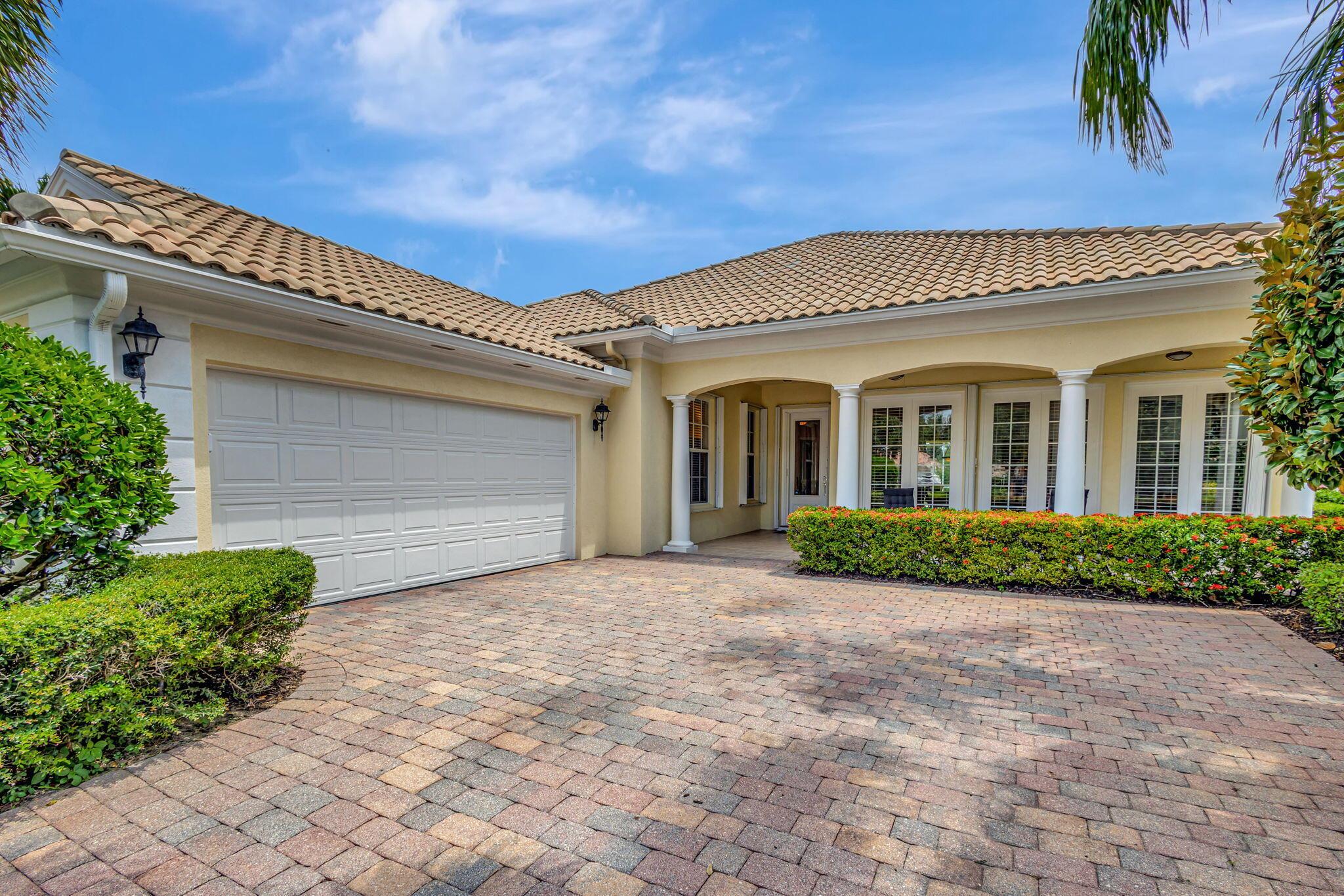 Photo 6 of 68 of 1111 Orinoco Way house
