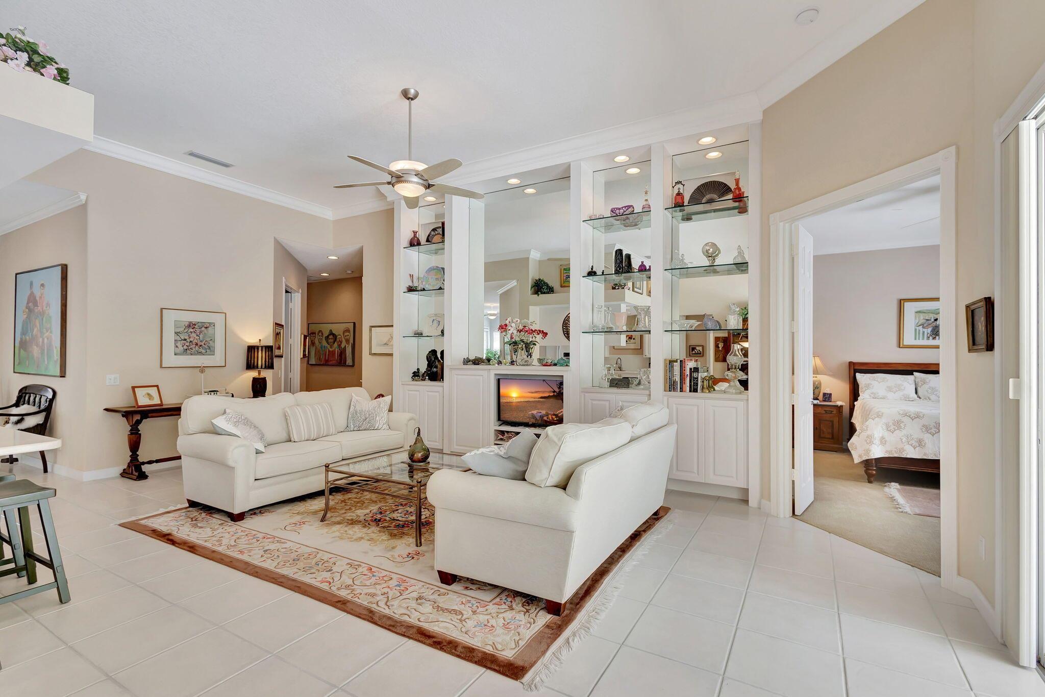 Photo 15 of 68 of 1111 Orinoco Way house