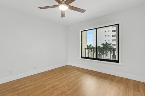 Tiny photo for 3200 N OCEAN Drive #402, Hollywood, FL 33019 (MLS # B26084444)