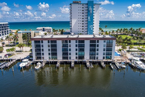 Tiny photo for 3200 N OCEAN Drive #402, Hollywood, FL 33019 (MLS # B26084444)
