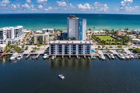 Tiny photo for 3200 N OCEAN Drive #402, Hollywood, FL 33019 (MLS # B26084444)
