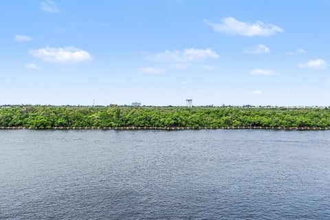 Tiny photo for 3200 N OCEAN Drive #402, Hollywood, FL 33019 (MLS # B26084444)
