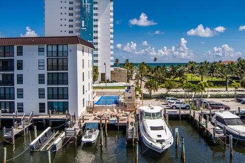 Tiny photo for 3200 N OCEAN Drive #402, Hollywood, FL 33019 (MLS # B26084444)