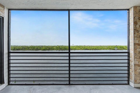 Tiny photo for 3200 N OCEAN Drive #402, Hollywood, FL 33019 (MLS # B26084444)