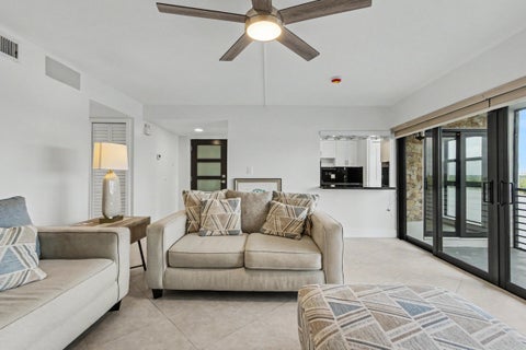 Tiny photo for 3200 N OCEAN Drive #402, Hollywood, FL 33019 (MLS # B26084444)