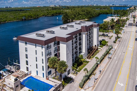 Tiny photo for 3200 N OCEAN Drive #402, Hollywood, FL 33019 (MLS # B26084444)
