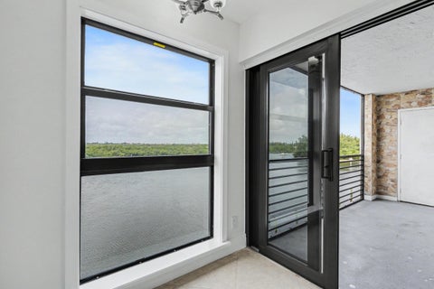 Tiny photo for 3200 N OCEAN Drive #402, Hollywood, FL 33019 (MLS # B26084444)