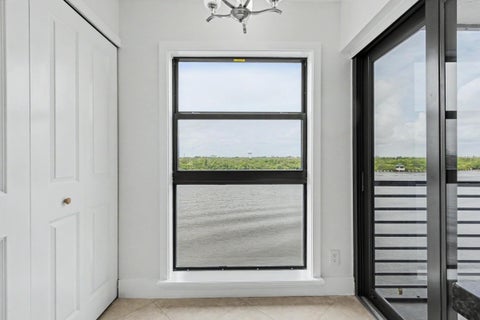 Tiny photo for 3200 N OCEAN Drive #402, Hollywood, FL 33019 (MLS # B26084444)