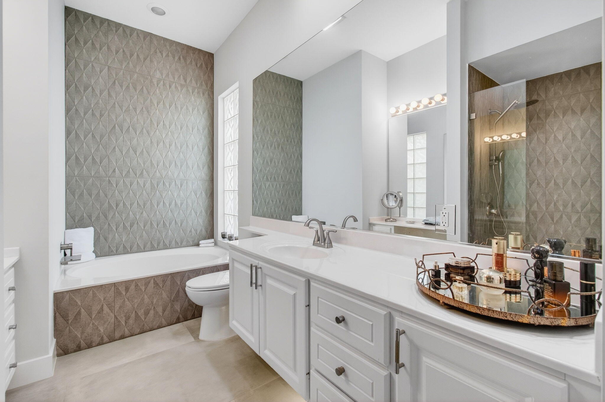 VILLAGEWALK OF WELLINGTON 3B - Residential