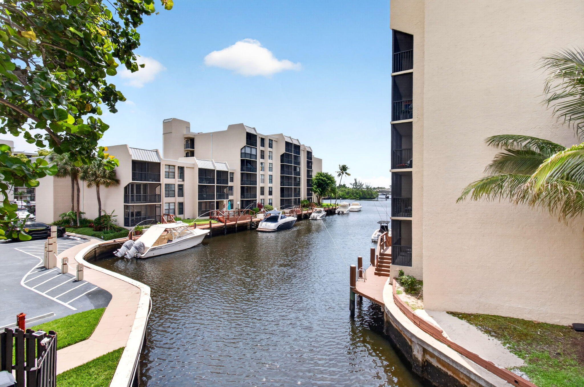 BOCA BAYOU CONDO - Residential Lease