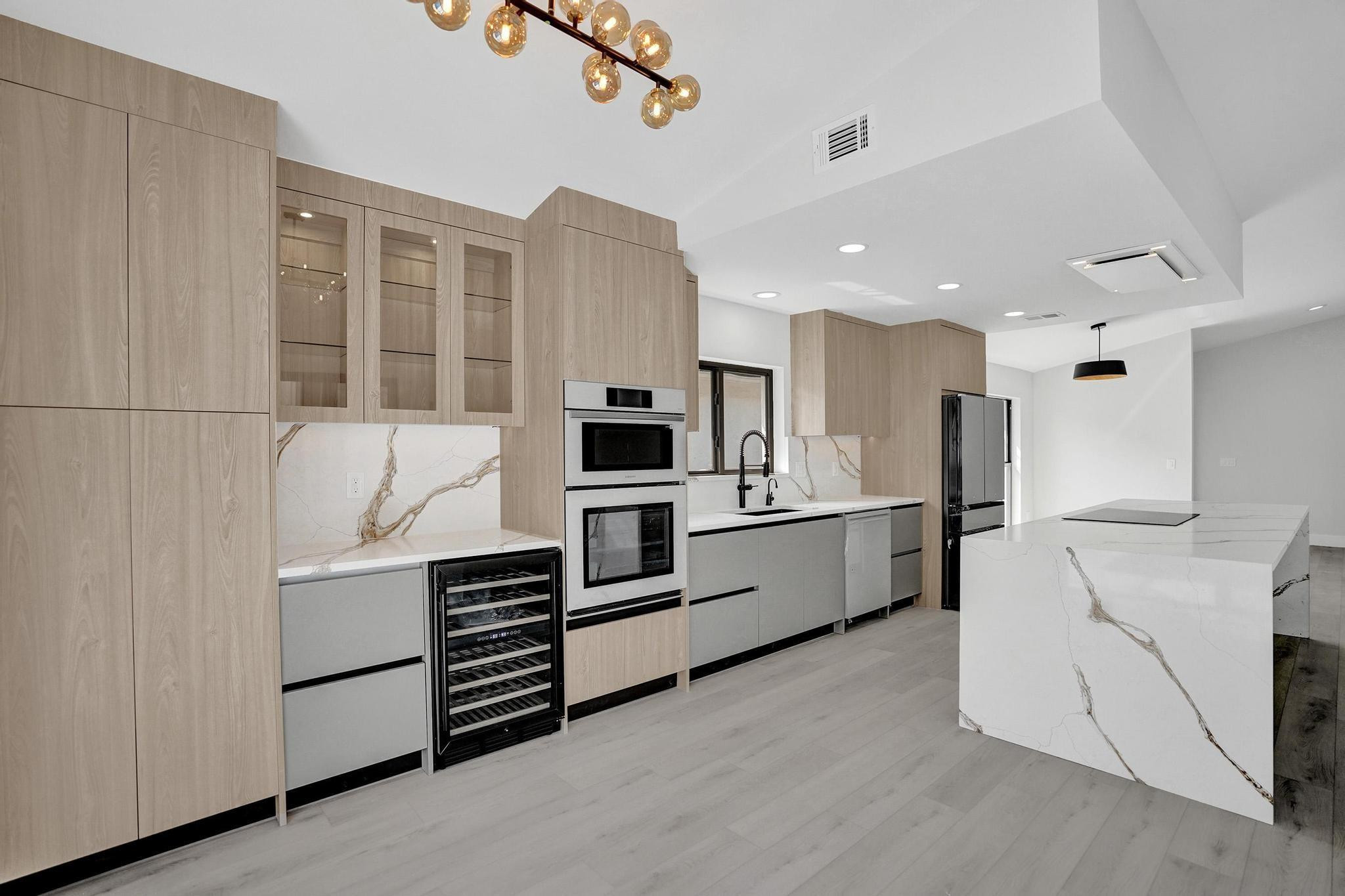 21392 Bridge View Drive