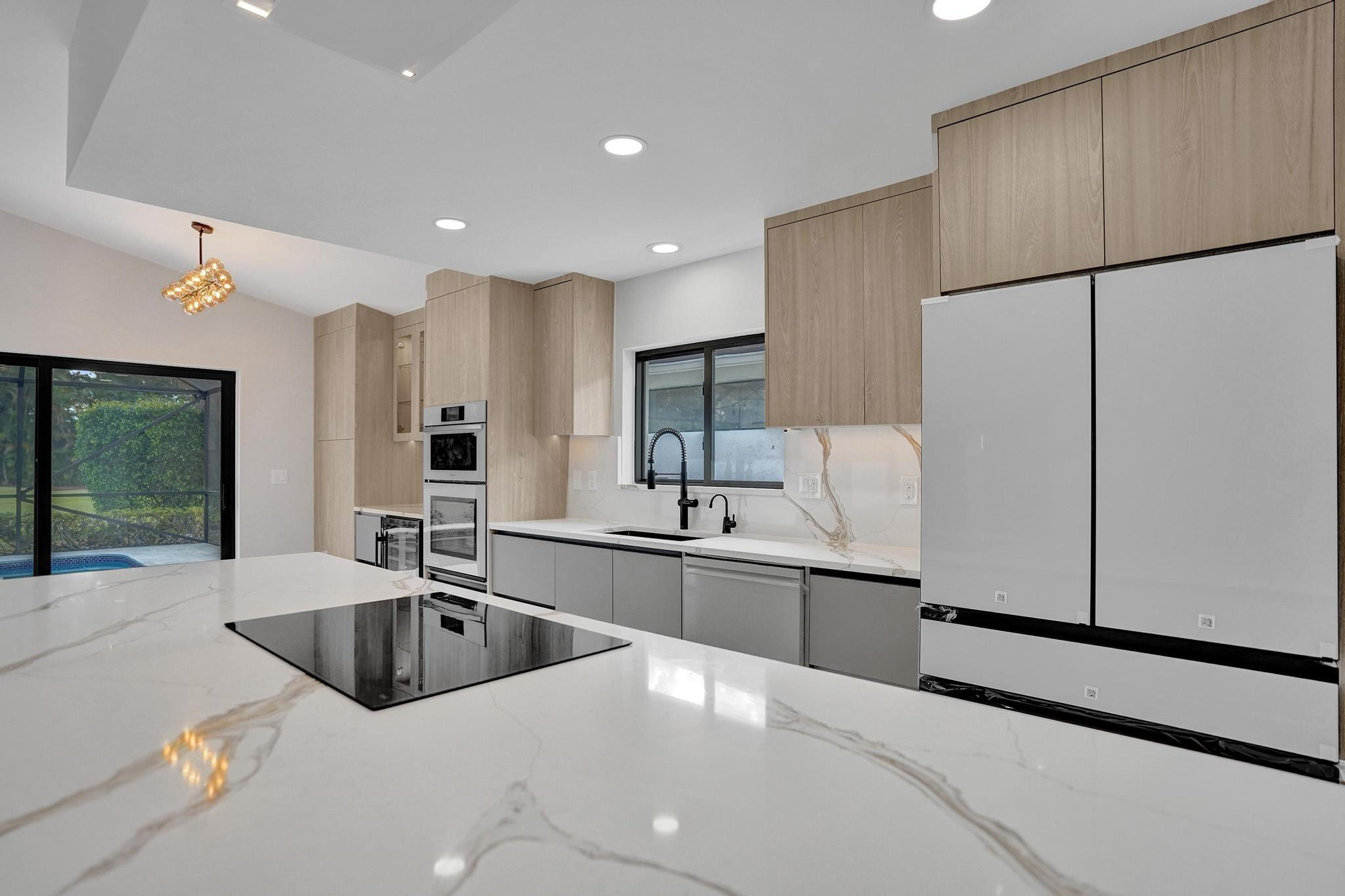 21392 Bridge View Drive