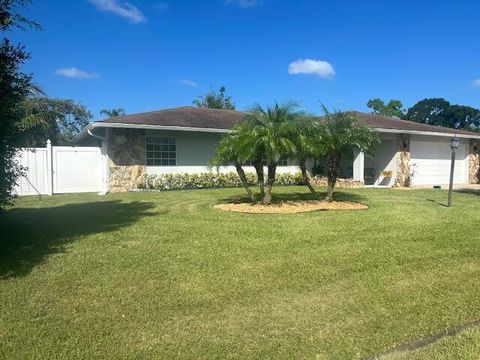 A home in Port St Lucie