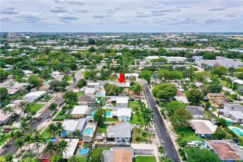 Tiny photo for 970 SW 3rd Avenue, Pompano Beach, FL 33060 (MLS # B26051480)