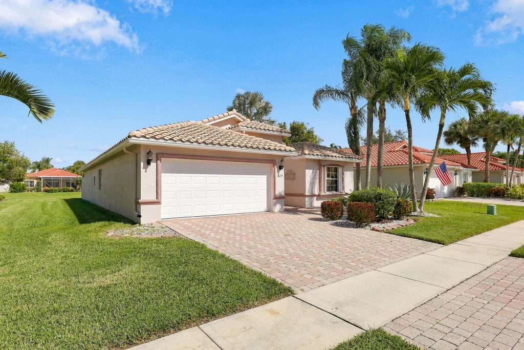 Photo of 7625 CAPRIO Drive, Boynton Beach, FL 33472 (MLS # B26091001)