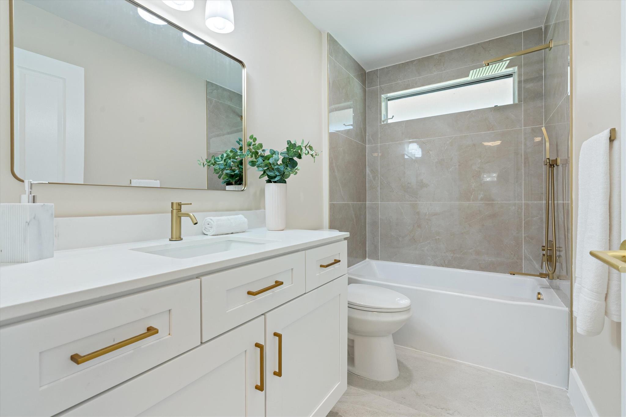 LAKE CATHERINE - Residential