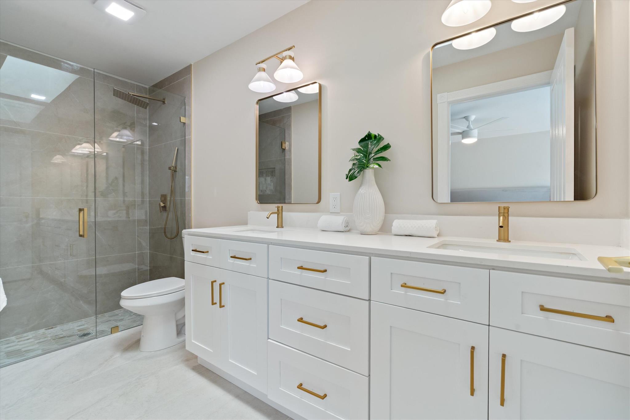 LAKE CATHERINE - Residential