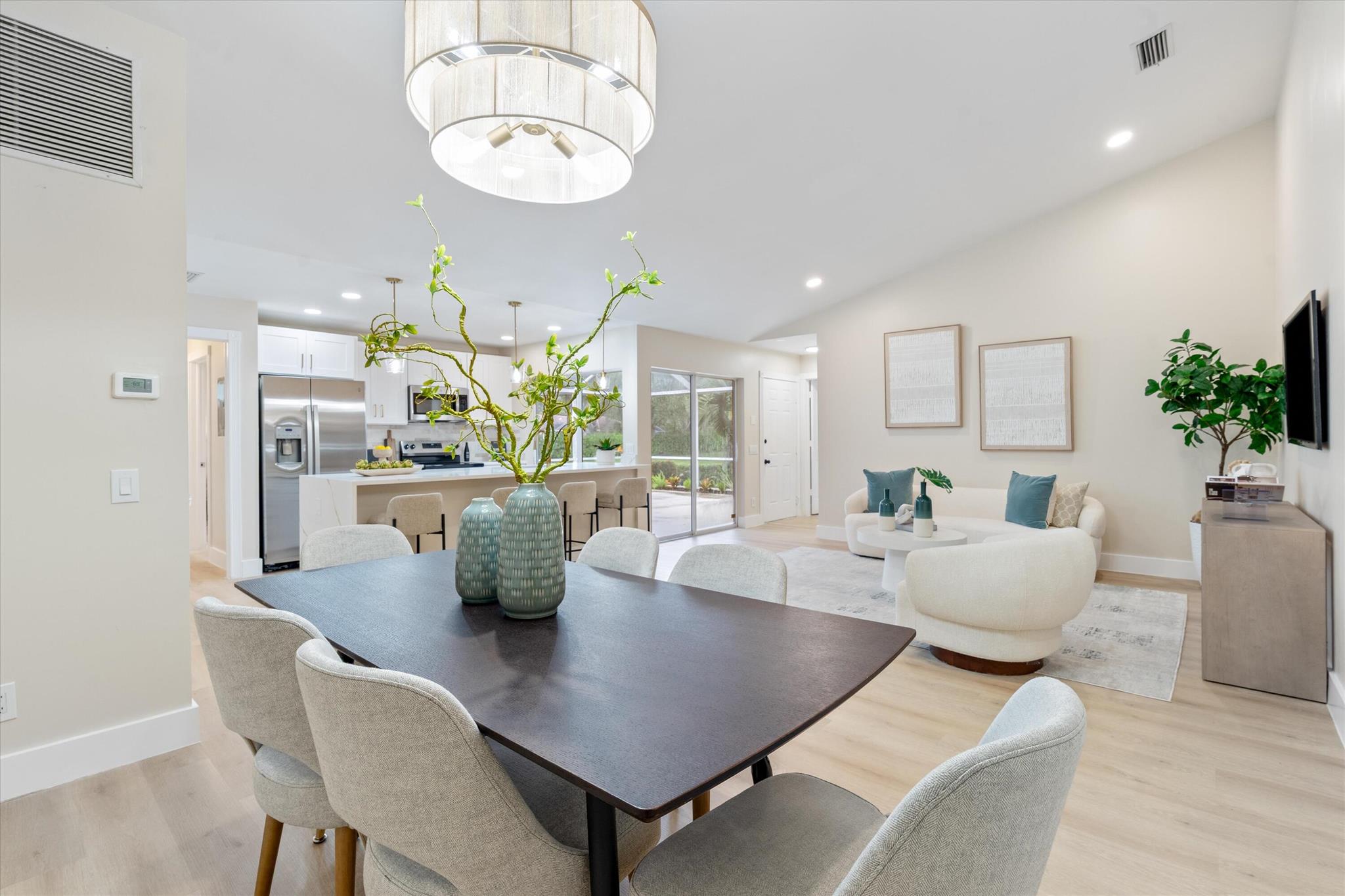 LAKE CATHERINE - Residential