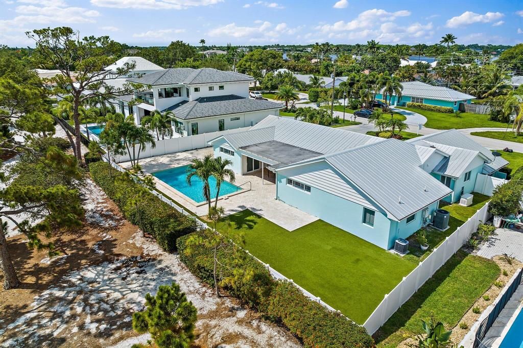 Photo of 78 Golfview Drive, Tequesta, FL 33469 (MLS # R10894805)