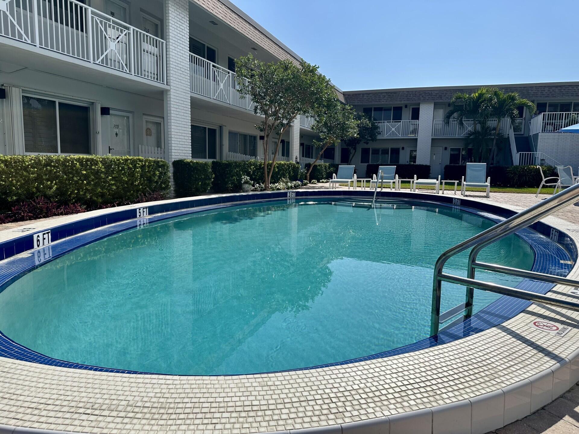 DELRAY COLONIAL INC - Residential Lease