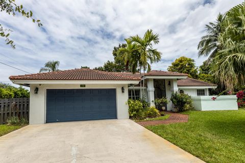 1770 Emilio Lane Palm Springs FL 33406