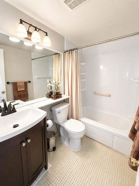 Tiny photo for 140 Ventnor #I, Deerfield Beach, FL 33442 (MLS # B26016597)