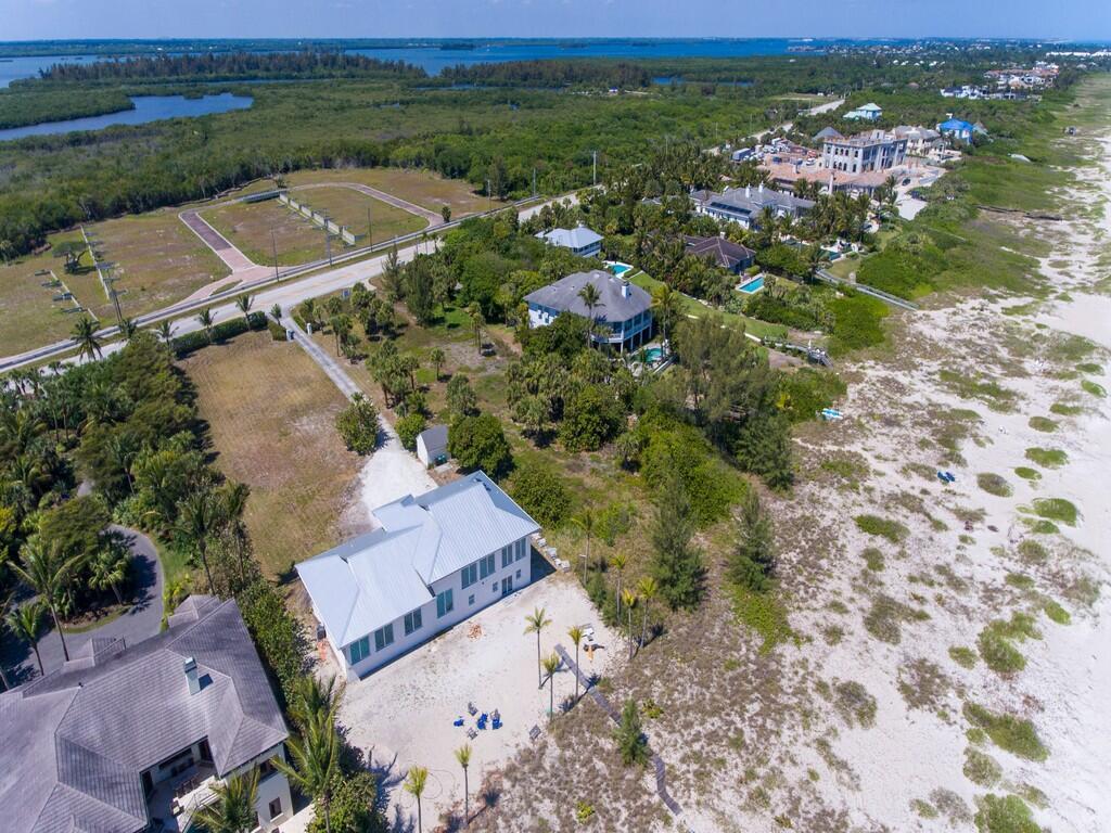 METES AND BOUNDS - Land