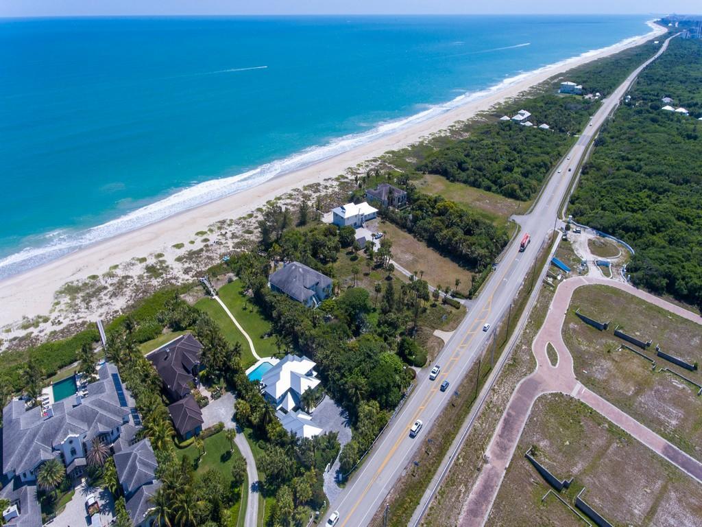 METES AND BOUNDS - Land